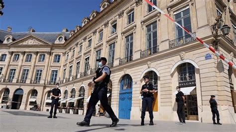 hermes gang paris|Three arrests after $12 million jewelry heist at Bulgari in Paris.